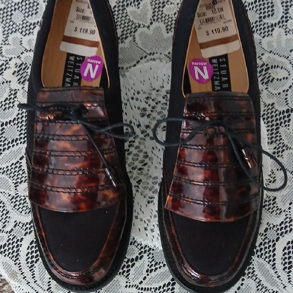 Stuart Weitzman Other - Stuart Weitzman Black and Brown Slip-On Loafers with Moccasin Golf Shoe